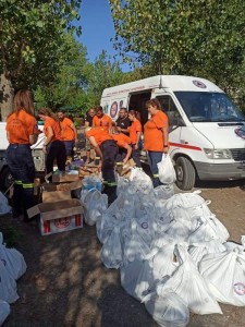 Ανθρωπιστική βοήθεια στις πληγείσες περιοχές της Βόρειας Εύβοιας